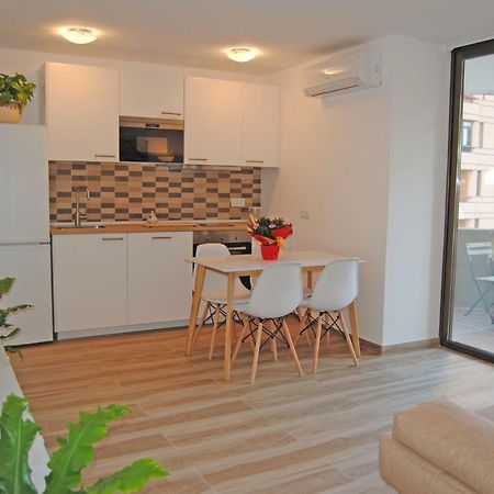 Recently Refurbished Apartment With Sea Views. Фуенхірола Екстер'єр фото