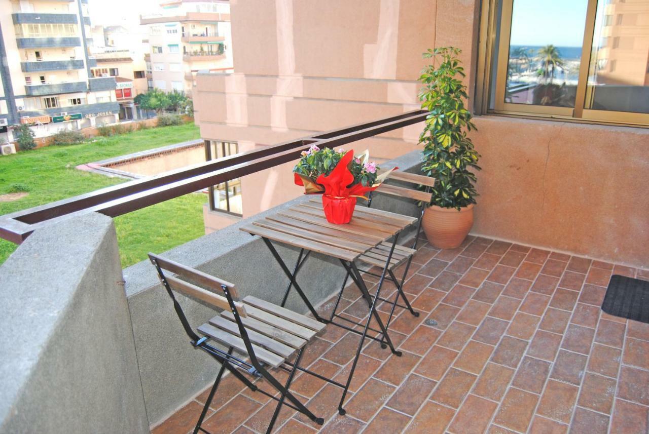 Recently Refurbished Apartment With Sea Views. Фуенхірола Екстер'єр фото