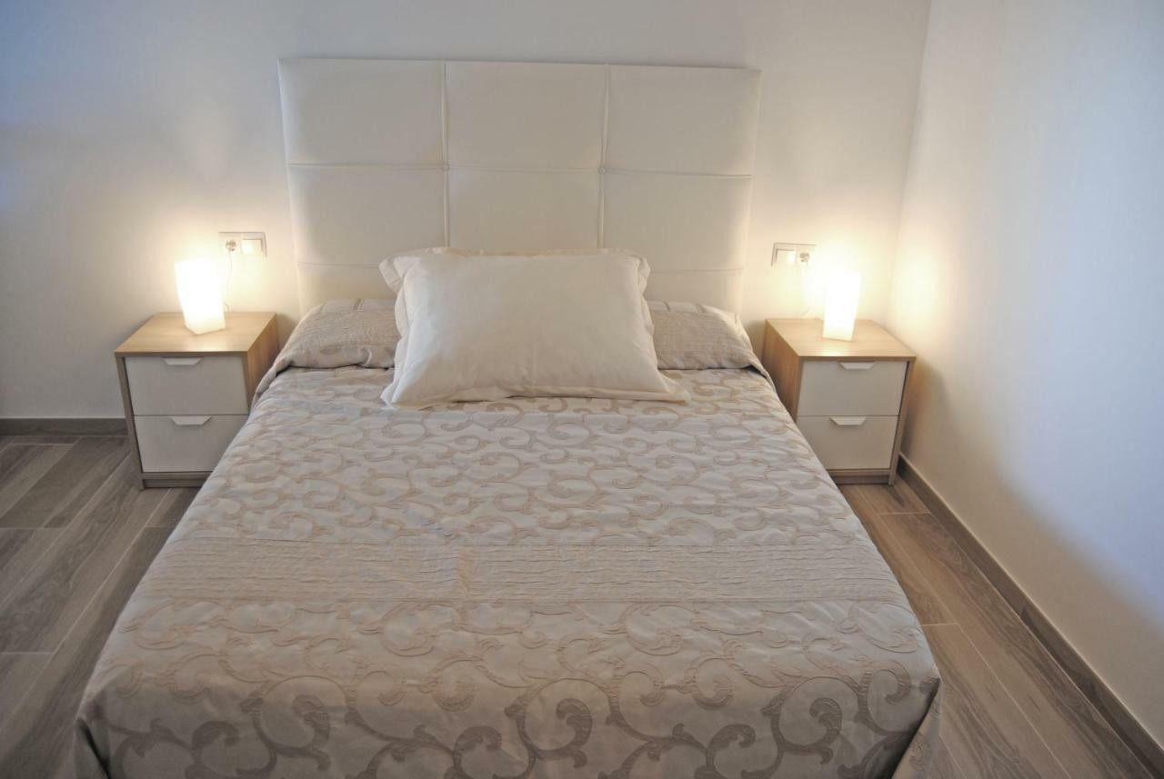 Recently Refurbished Apartment With Sea Views. Фуенхірола Екстер'єр фото